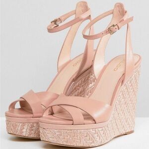 GUC ALDO Cross Strap Wedge Shoe With Textured Heel in Pink